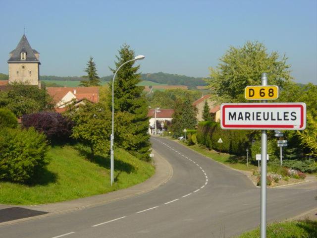 Marieulles Chambres D'Hotes Les Coquelicots מראה חיצוני תמונה